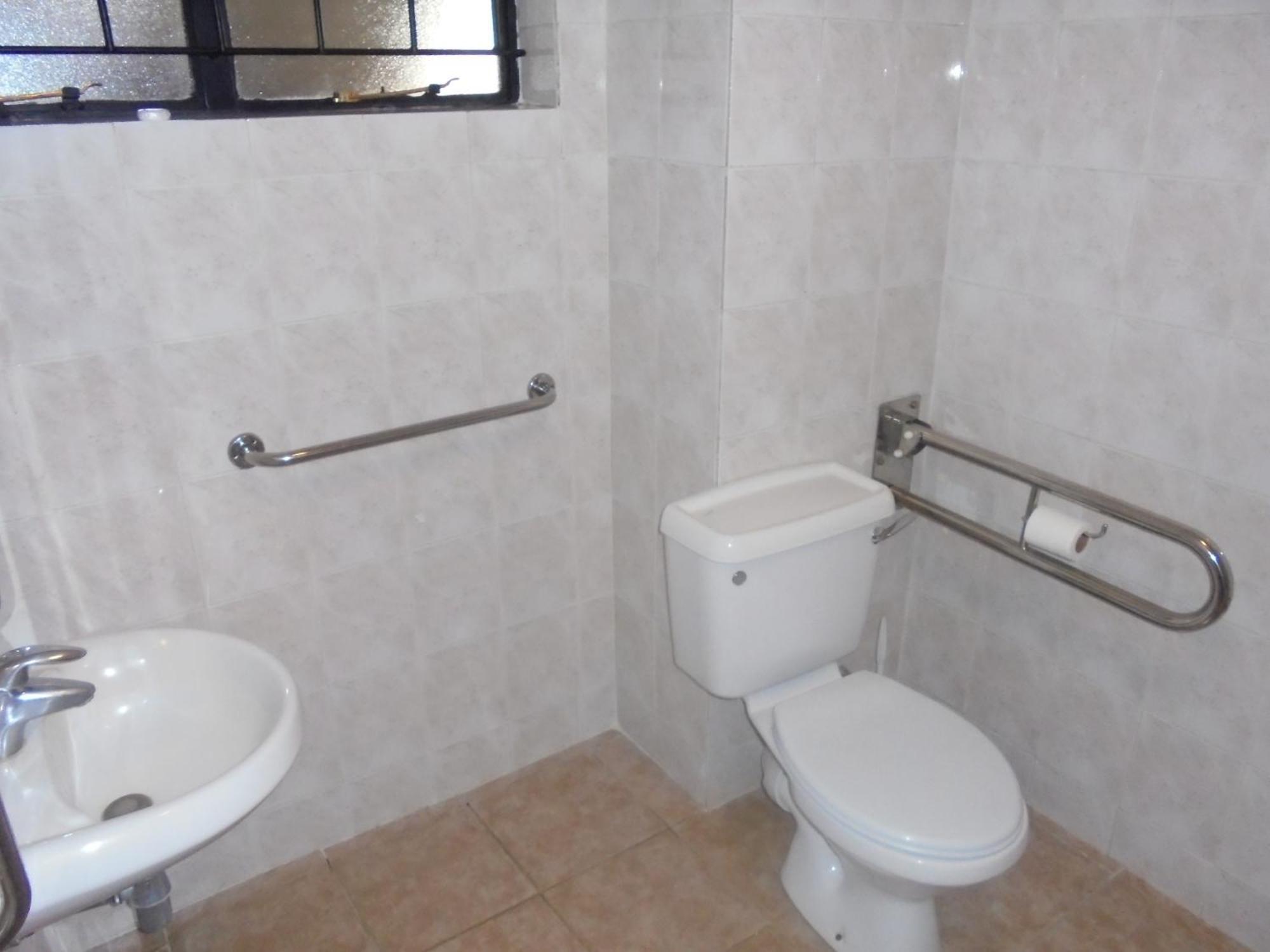 Chak Guesthouse & Conference Center Nairobi Room photo