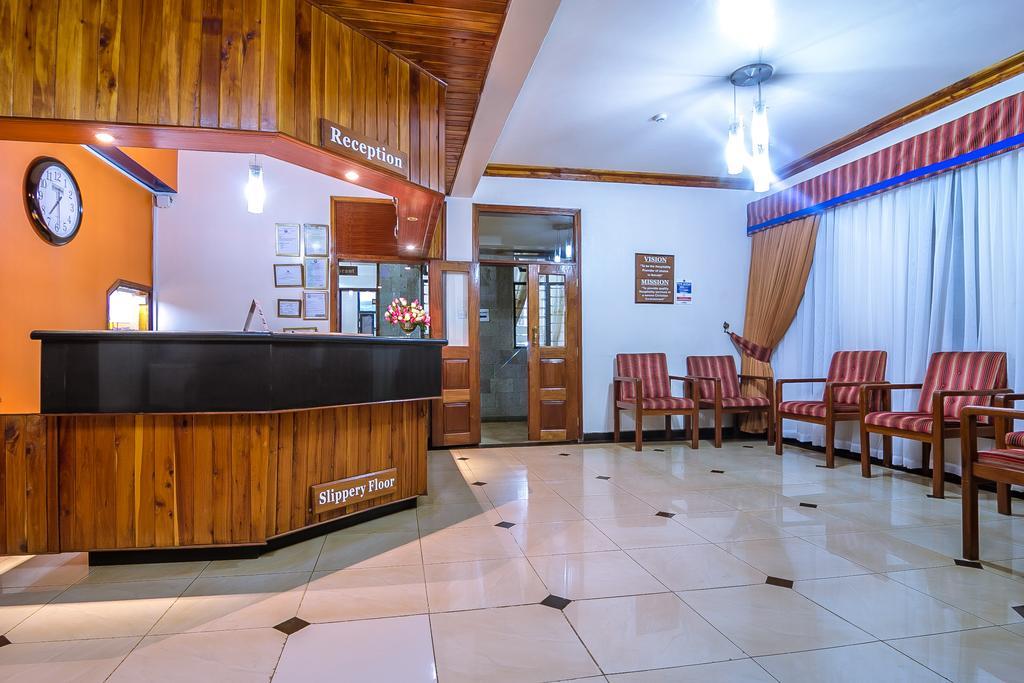 Chak Guesthouse & Conference Center Nairobi Exterior photo