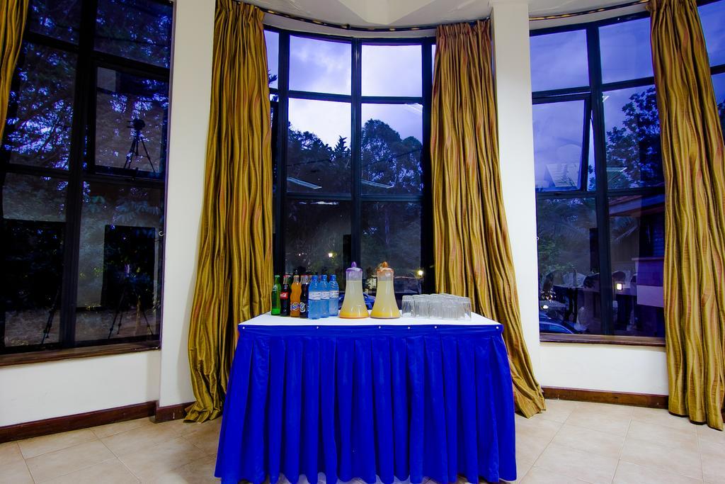 Chak Guesthouse & Conference Center Nairobi Exterior photo