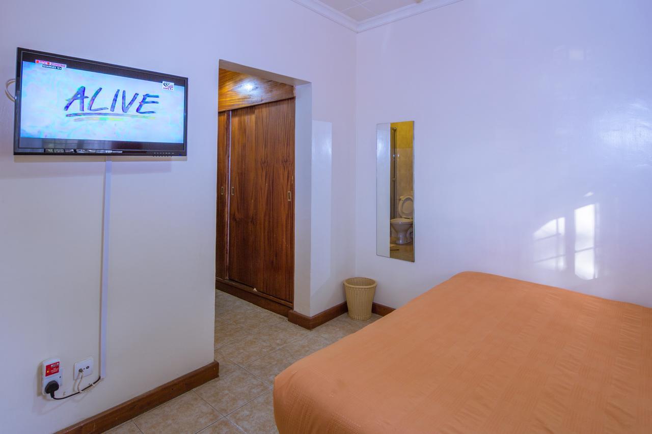 Chak Guesthouse & Conference Center Nairobi Exterior photo