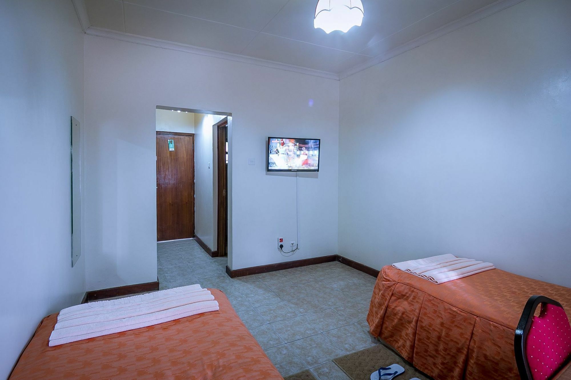Chak Guesthouse & Conference Center Nairobi Exterior photo